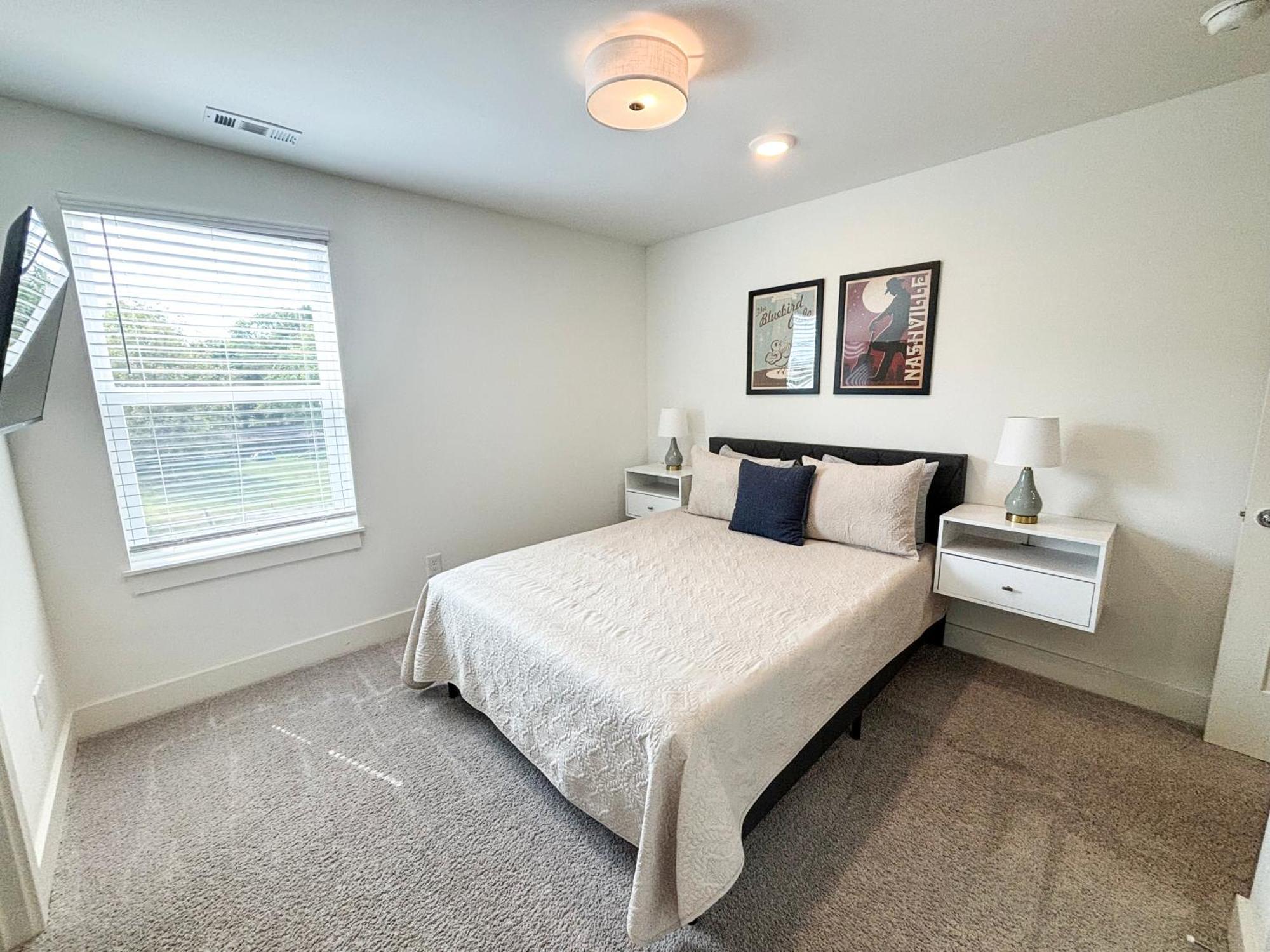 Holiday home Closetobroadwayairportoprymillsgameroom18 *