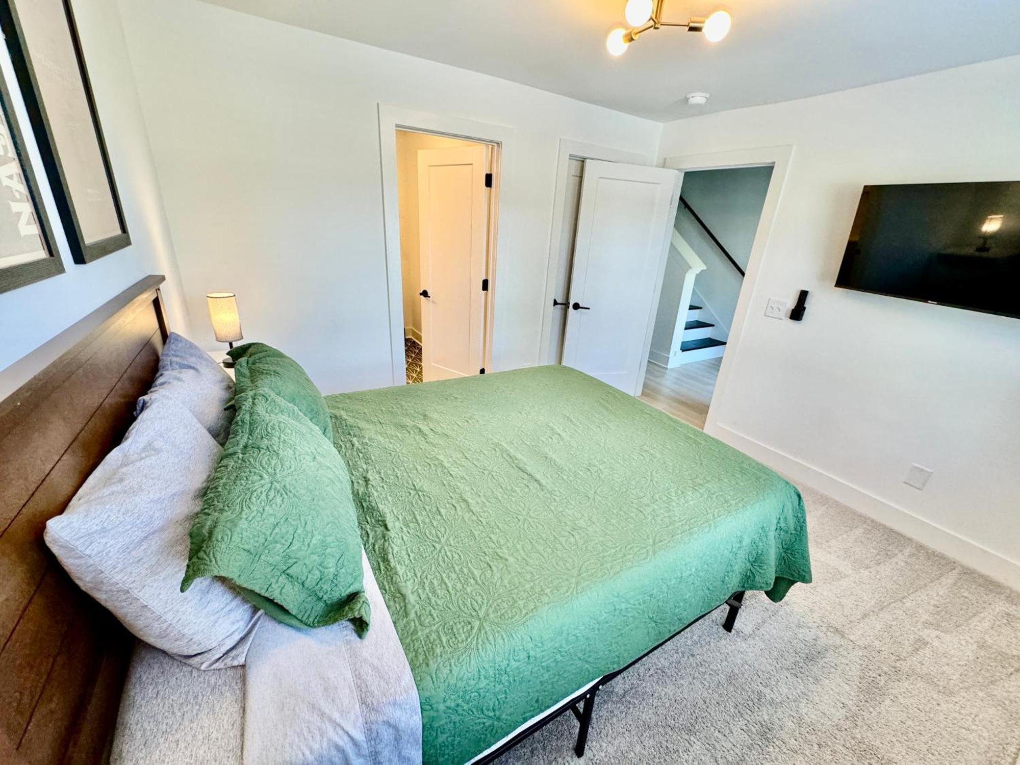 Closetobroadwayairportoprymillsgameroom18 Holiday home Nashville